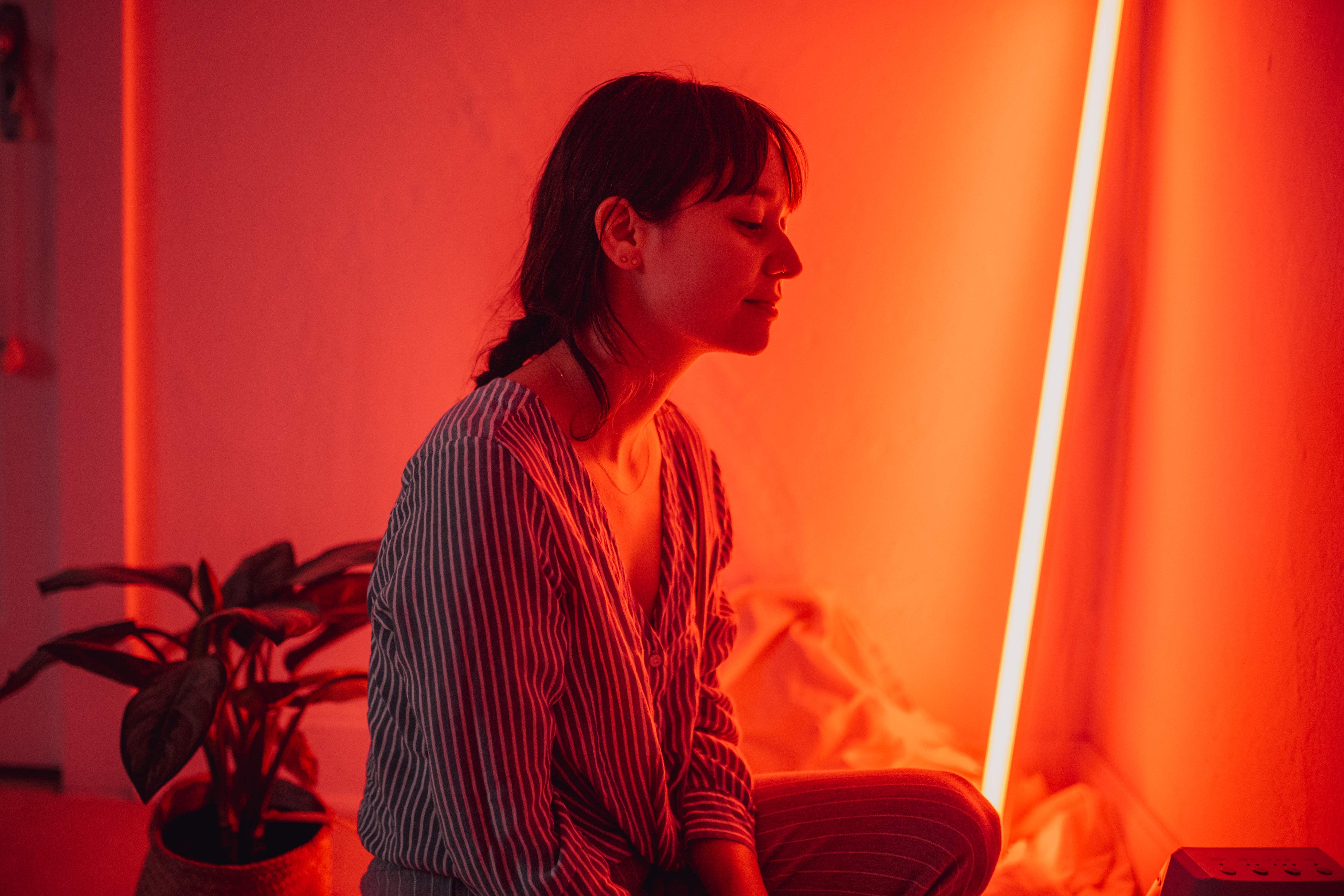 Unlocking Hormonal Balance: How Red Light Therapy Supports Your Endocrine Health